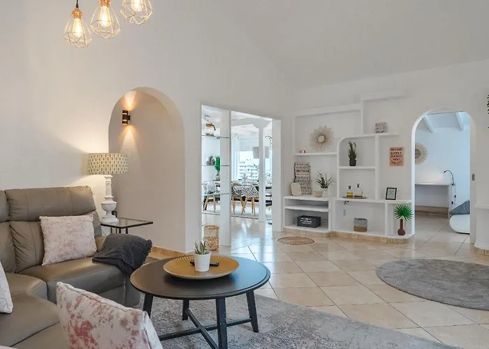 דירה Sea View Penthouse Eden - אדחה