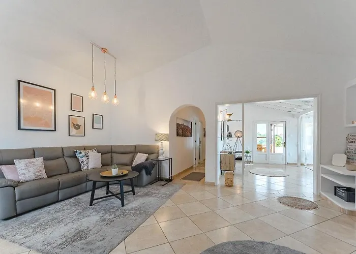 דירה Sea View Penthouse Eden -