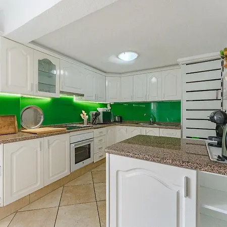 Apartment Sea View Penthouse Eden - *