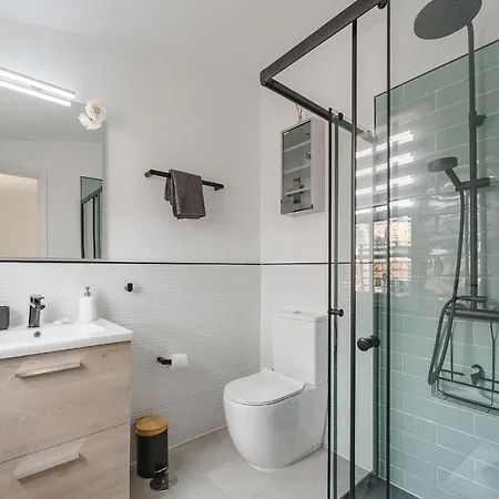 Апартаменты Sea View Penthouse Eden - *