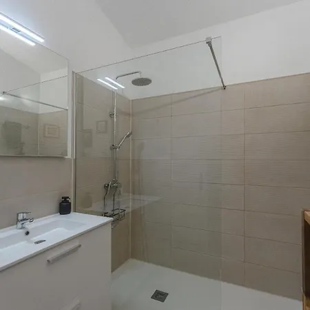 Sea View Penthouse Eden - Appartement *