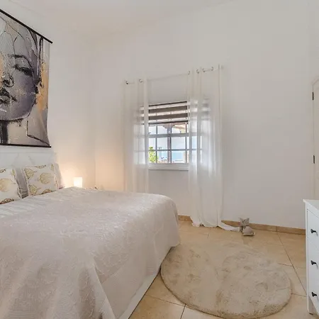 Sea View Penthouse Eden -