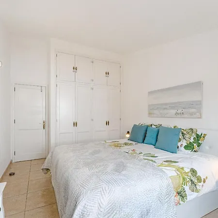 Sea View Penthouse Eden - Апартаменты *