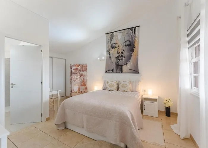 アパート Sea View Penthouse Eden -